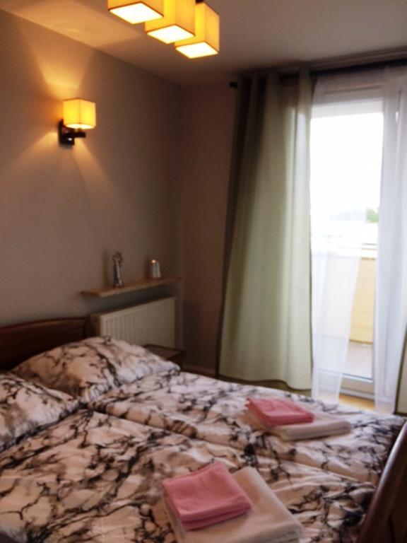 Apartament "Cleopatra 3" Z Miejscem Parkingowym, Faktury Vat Apartman Kielce Kültér fotó