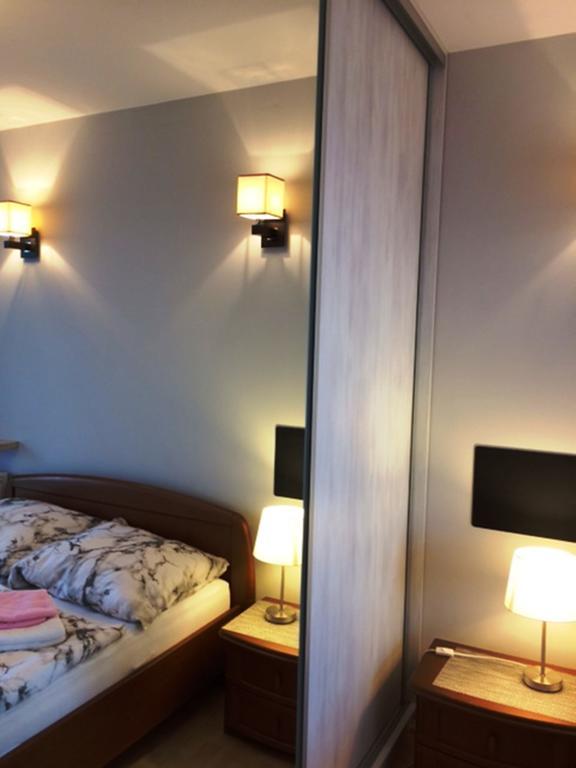Apartament "Cleopatra 3" Z Miejscem Parkingowym, Faktury Vat Apartman Kielce Kültér fotó